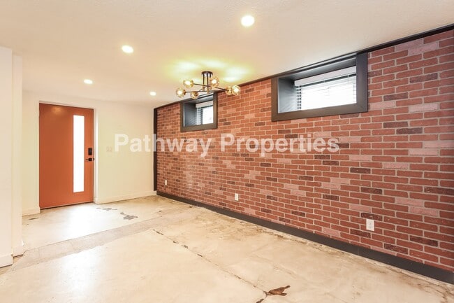 Building Photo - 1330 S 1100 E
