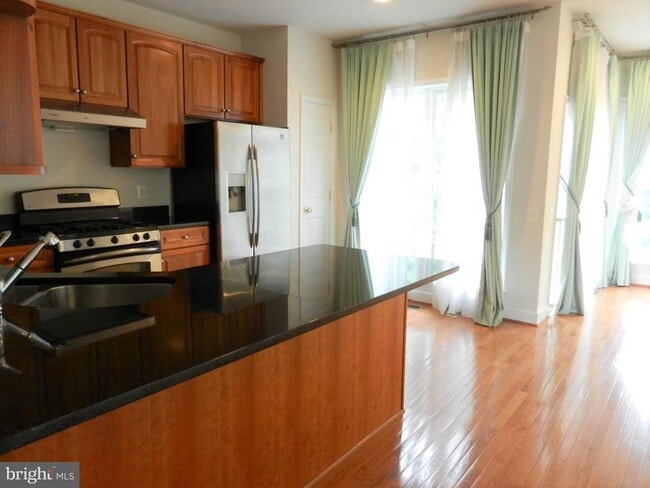Building Photo - 13700 Maple Sugar Ln