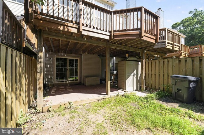 Building Photo - 5619 Ridge View Dr