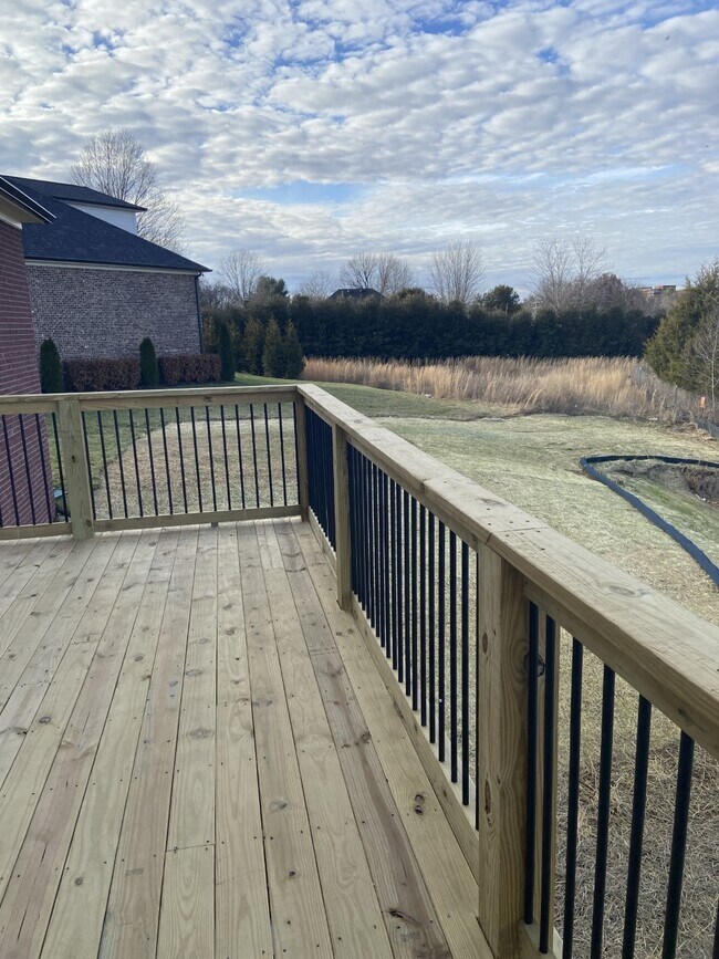 Building Photo - 1026 October Park Way