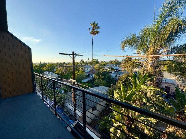 Building Photo - 4800-4802 S Slauson Ave