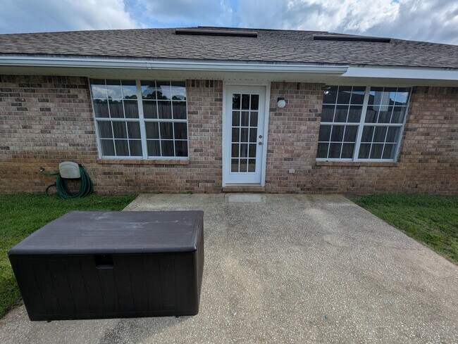 Building Photo - 9939 Parker Lake Cir