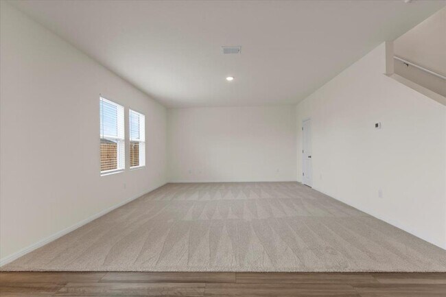 Building Photo - 113 Rother Pl