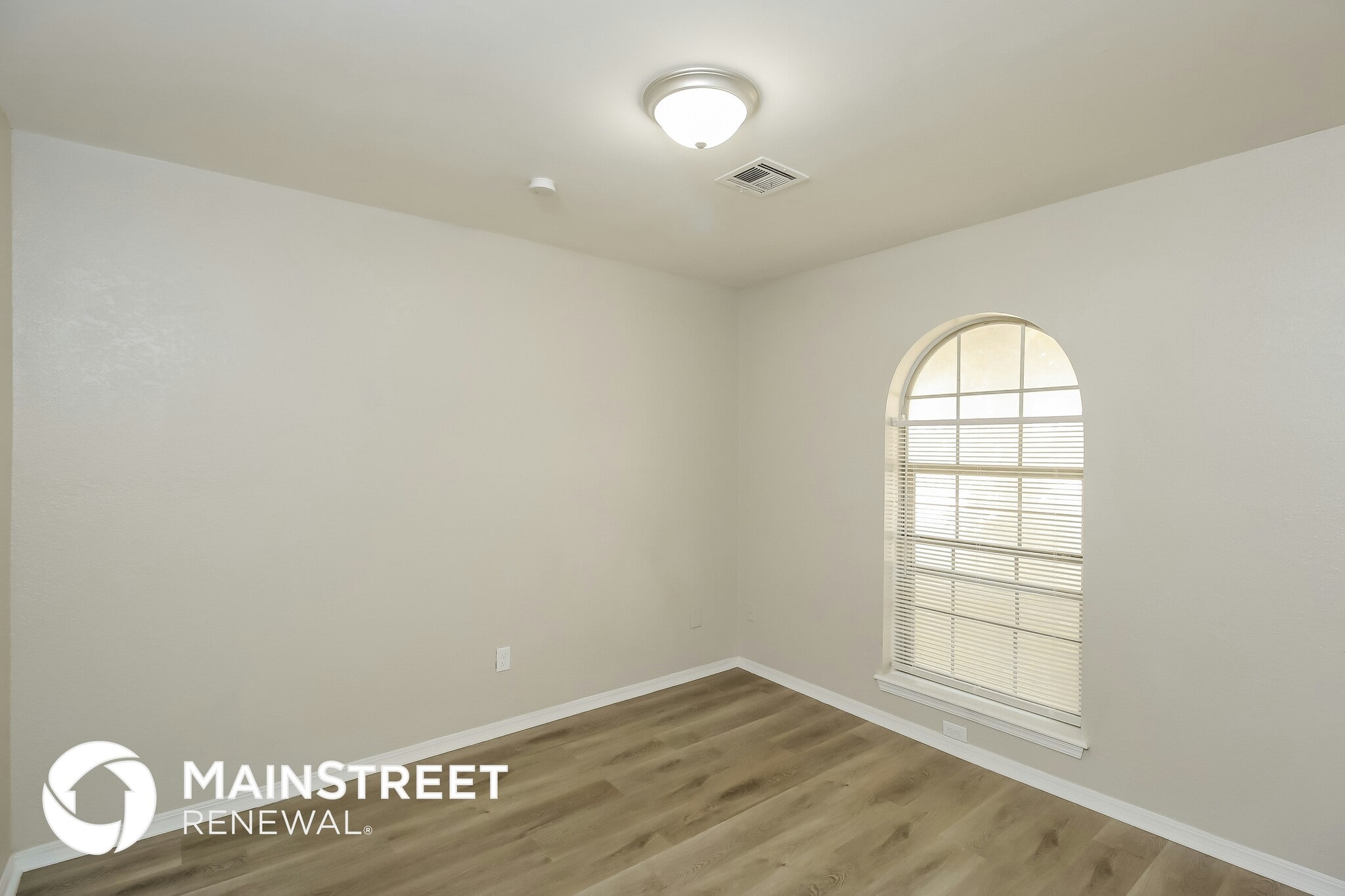 Building Photo - 207 Cherokee Dr