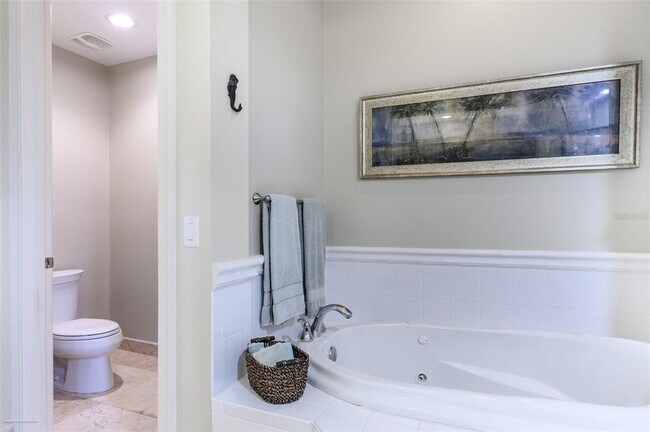 Building Photo - 8581 Amberjack Cir