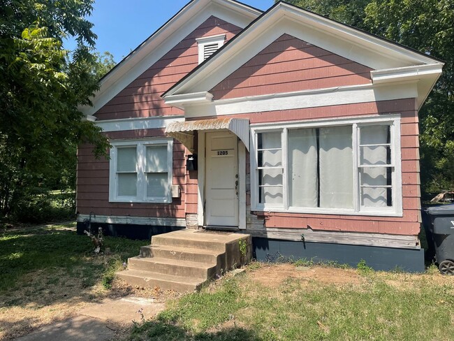 Primary Photo - Unique house located in the heart of Waco