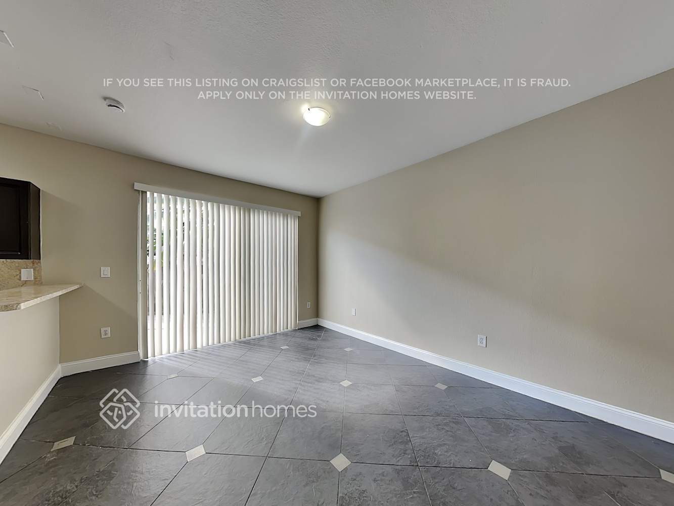 Building Photo - 15050 SW 9th Terrace