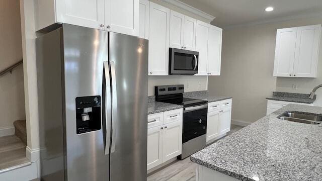 Building Photo - 1916 Cypress Ln