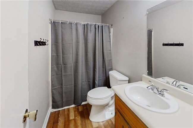 Building Photo - Ridgemere Ct