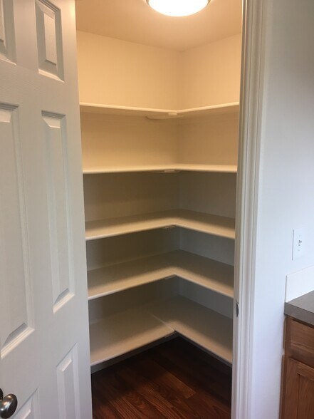 Large Pantry - 809 Scotch Pine Dr