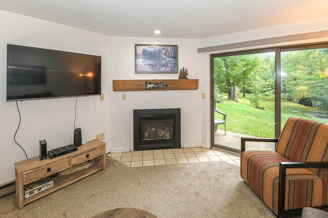 Building Photo - 24 Nordic Wilderness Rd