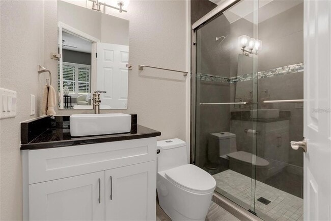 Building Photo - 8629 Great Cove Dr