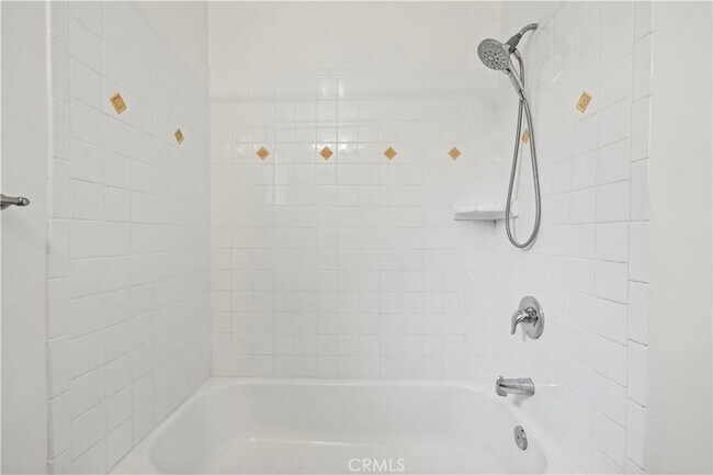 Building Photo - 65 Grace Terrace