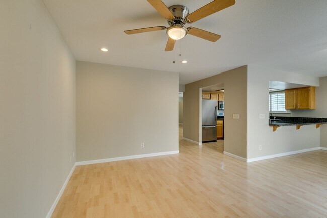 Building Photo - Beautiful Summerlin Home – 3 Bed, 2.5 Bath...