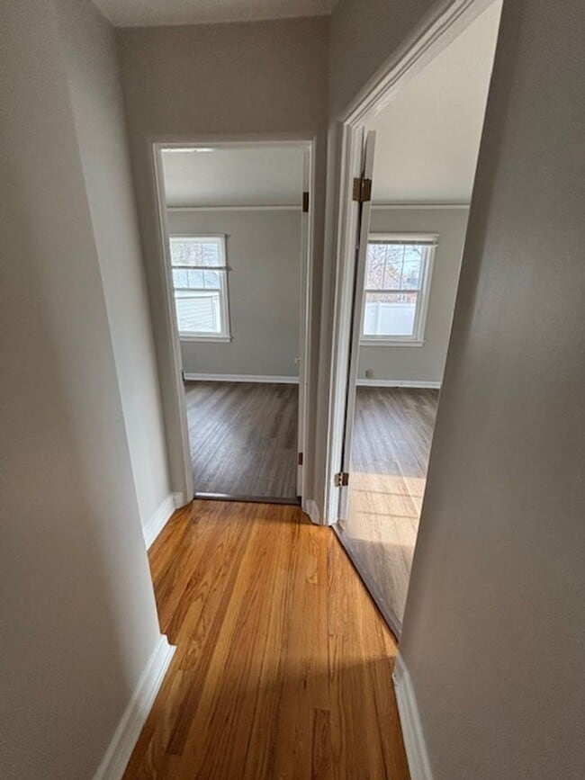 Building Photo - 4 Bedroom 2 Bath House by Frontier Park