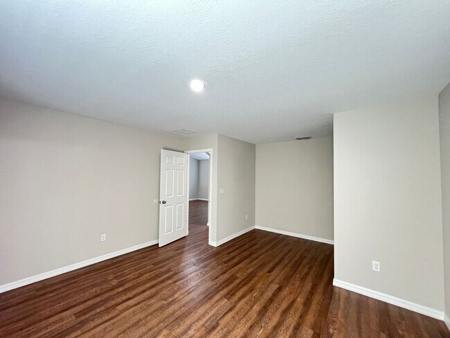 Building Photo - BEAUTIFUL 3 BD/2BA Home in Ocala!!!