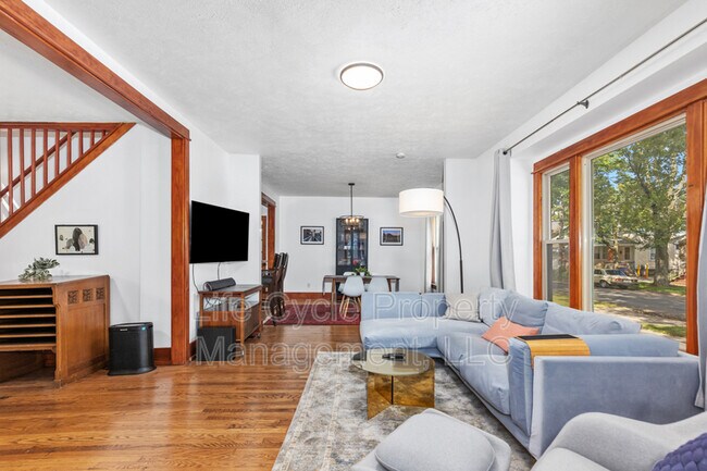 Building Photo - 1355 Bemis St SE