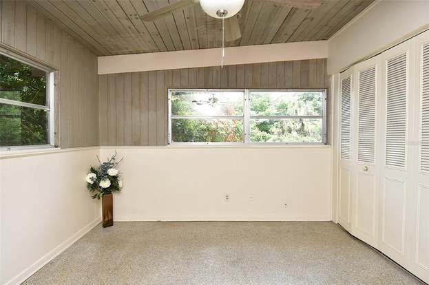 Building Photo - 2041 NW 12th Rd