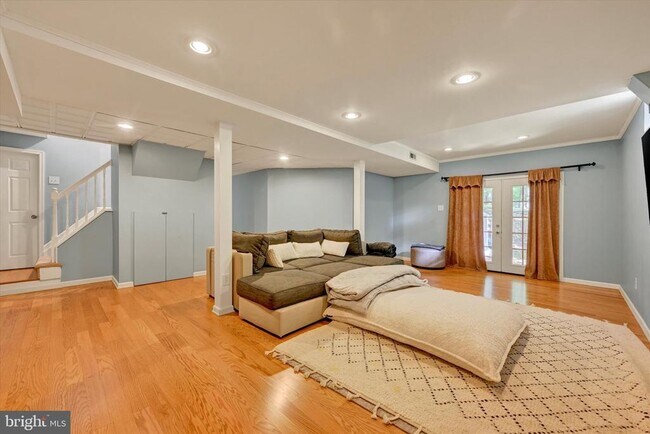Building Photo - 34 Dulaney Hills Ct
