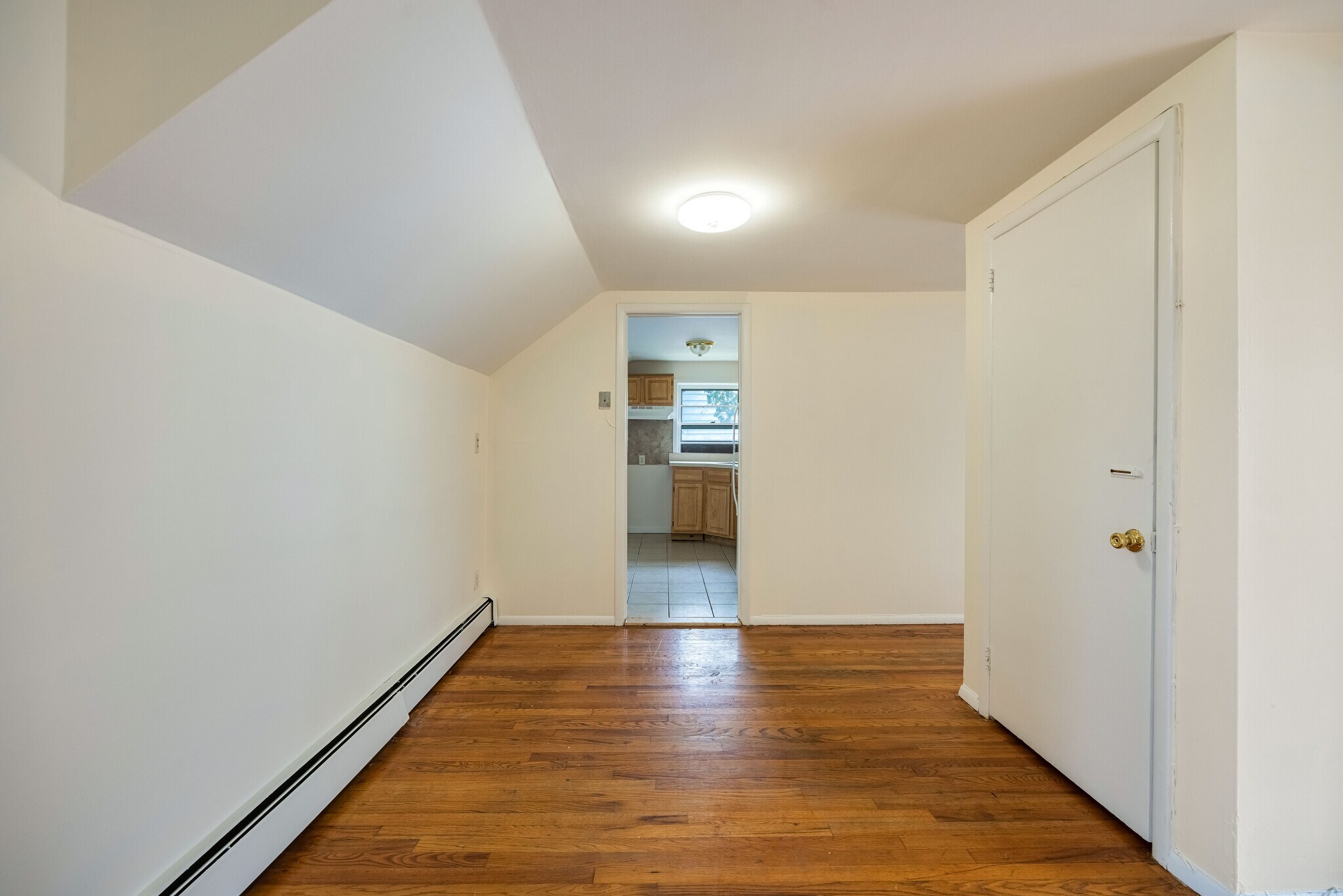 Building Photo - 335 10th St
