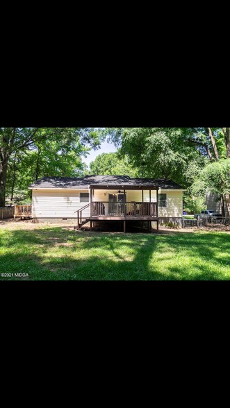 Building Photo - 922 S Confederate Dr