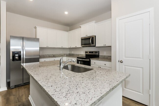 Building Photo - 7539 Tipton Meadow Way