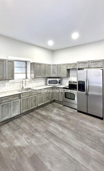 Building Photo - 7621 Virginia Ave