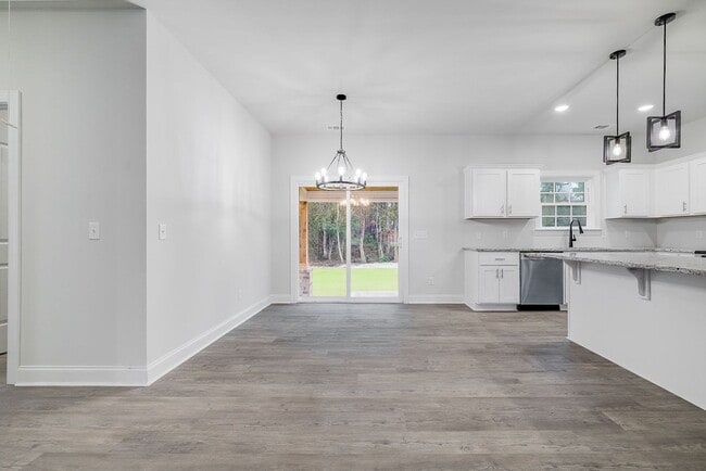 Building Photo - Charming 3BR/2BA Home with Open Layout & Fenced Yard in Rincon