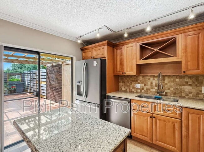 Building Photo - 1608 16th Terrace