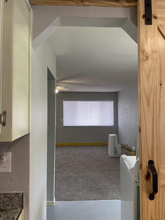 Building Photo - 10604 Fieldrock Ct