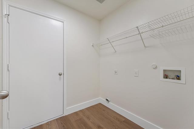 Building Photo - 6409 Saddleback Dr
