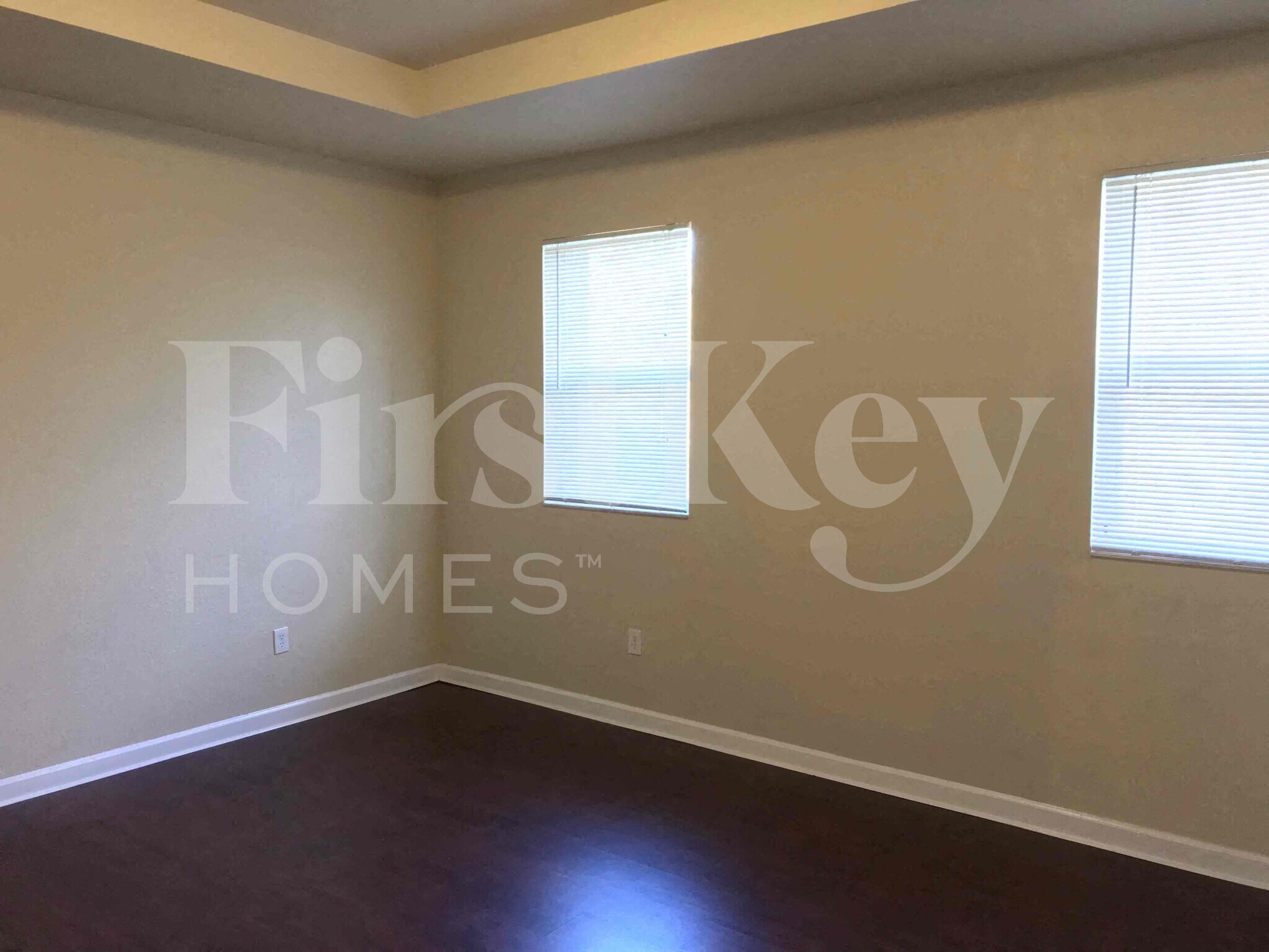 Building Photo - 181 NE 30th Pl