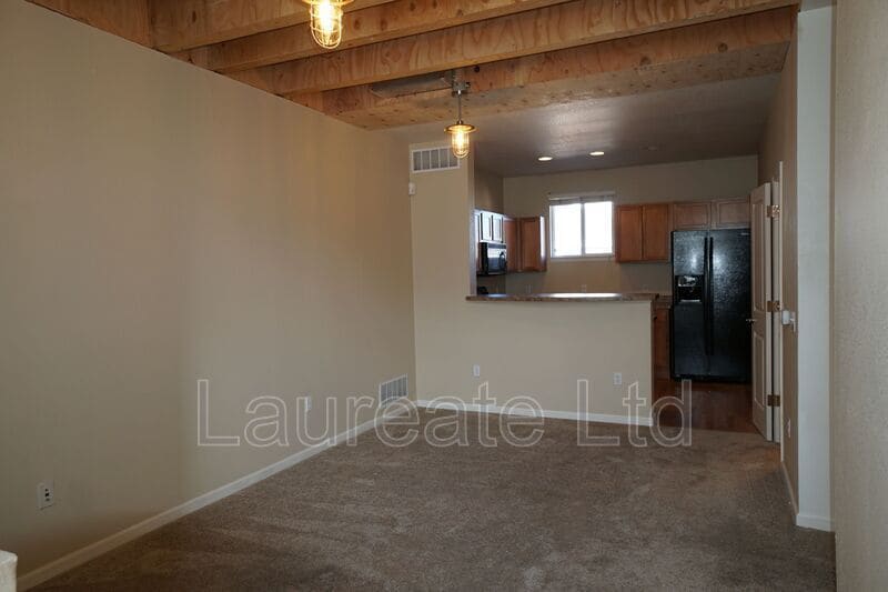 Building Photo - 85 N Uinta Wy