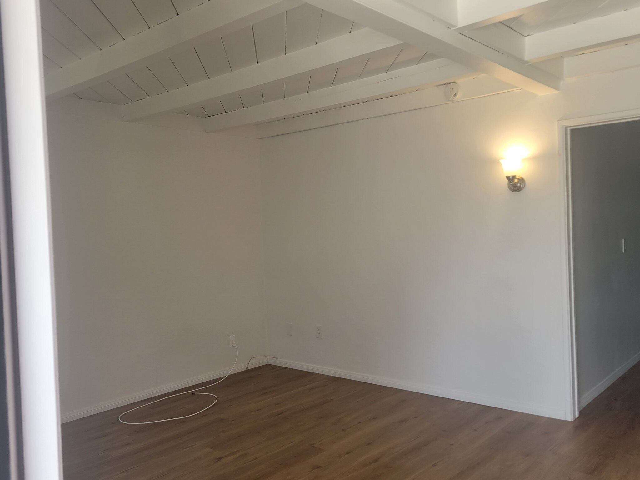 Building Photo - 4030 Ingraham St