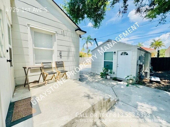 Building Photo - 4725 1st Ave S