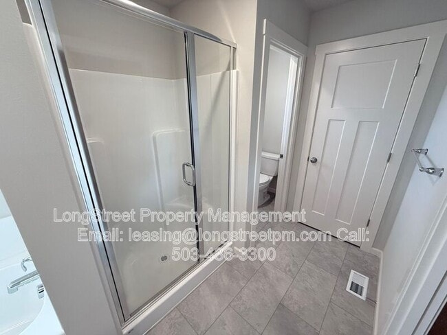 Building Photo - 5954 Henshaw St SE
