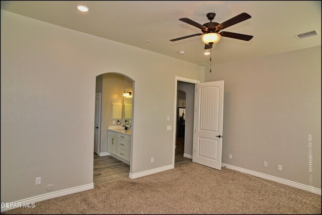 Building Photo - 7454 Wooden Nickel Dr