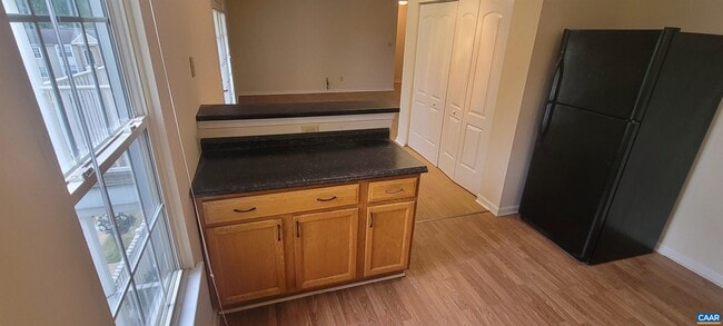 Building Photo - 1356 Villa Way