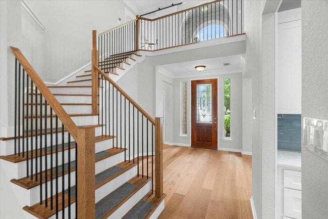 Building Photo - 5301 Deerwood Ln