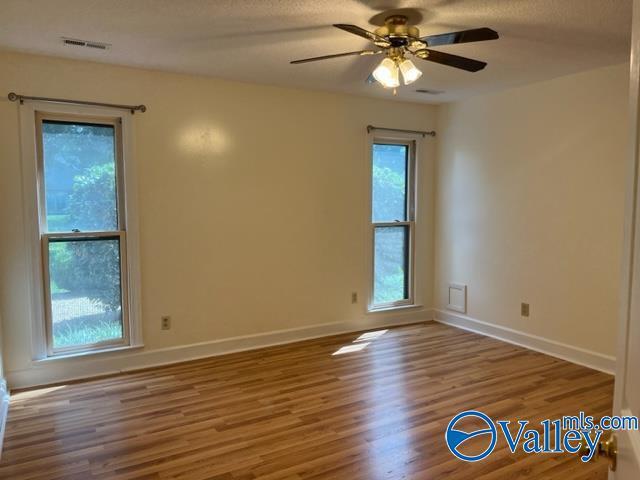 Building Photo - 2510 Hamilton Dr SE