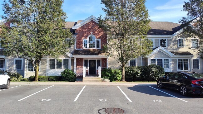 Building Photo - 410 Salem St