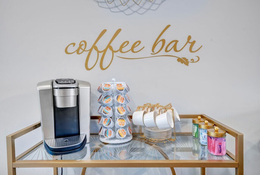 Building Photo - 541 New S Dr