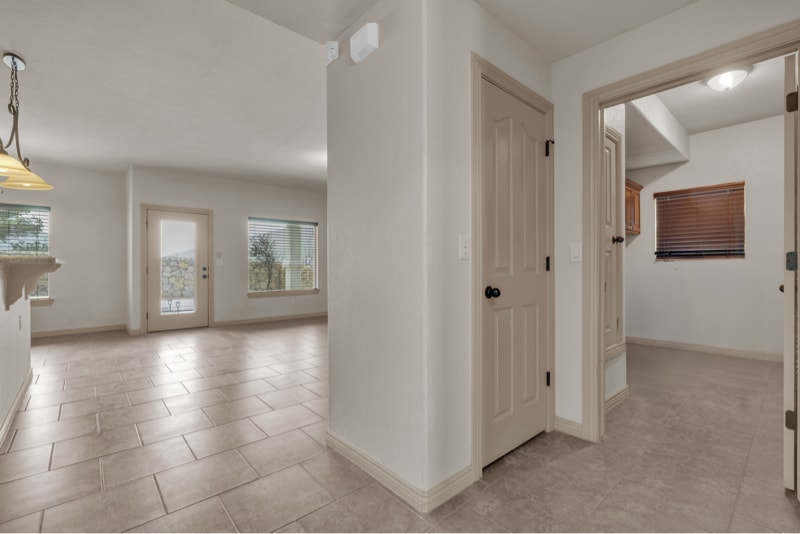 Building Photo - 11714 Dos Palmas Dr