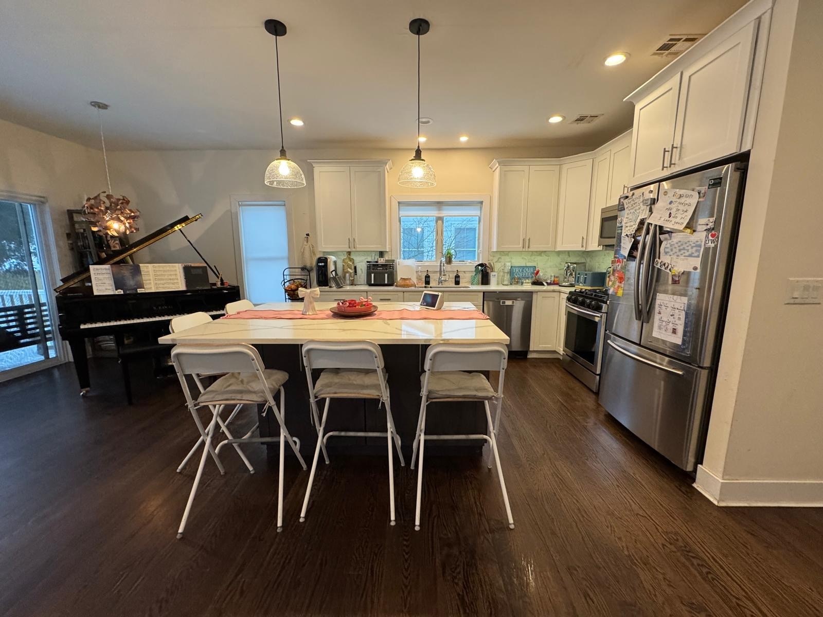 Building Photo - 94 Park Ave