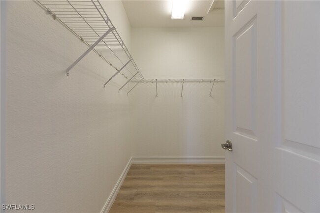 Building Photo - 15618 Summit Pl Cir