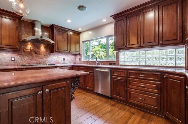 Building Photo - 5528 Voletta Pl