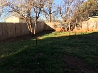 Building Photo - 3 bed 2 bath by HSU!