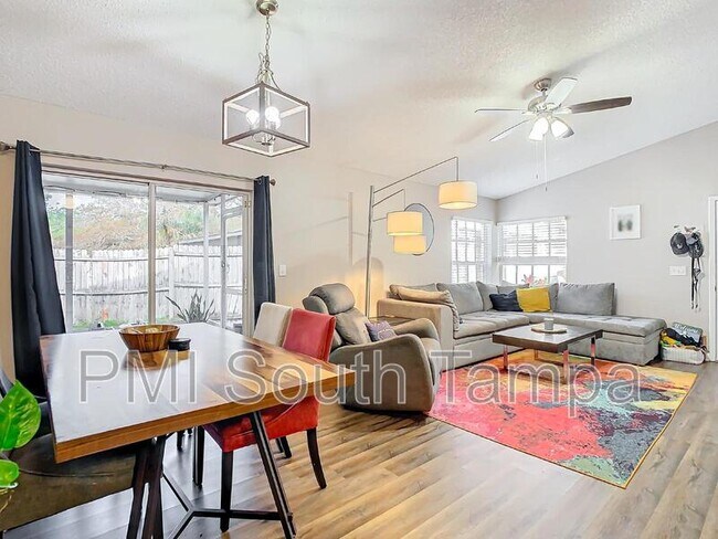 Building Photo - 2760 Braham Ct