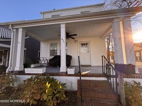 Building Photo - 411 Lincoln Ave