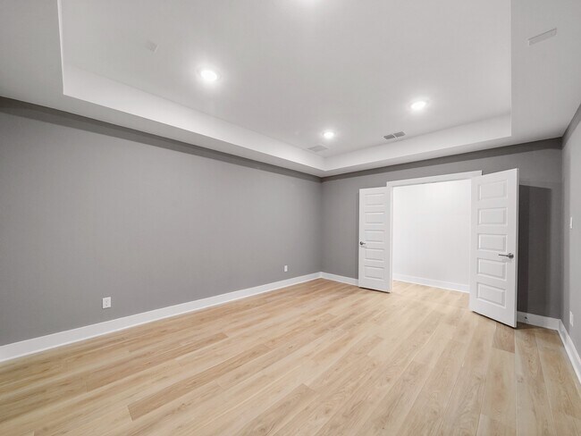 Building Photo - 5802 Emerald Ranch Ln